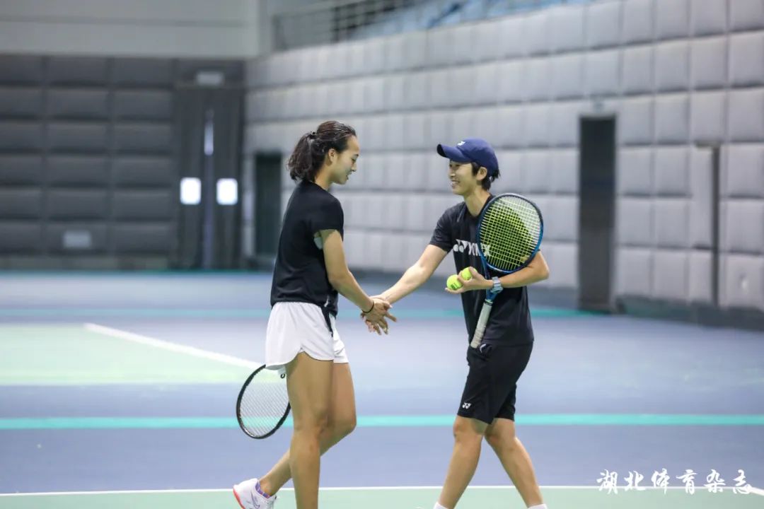 场合贡献了 场合贡献了