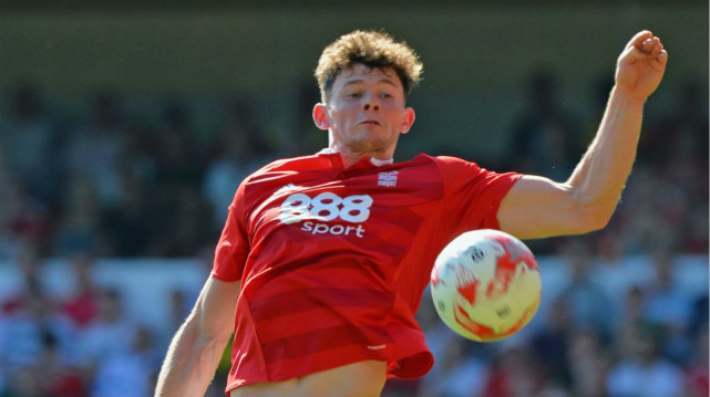 中不仅保持 中不仅保持