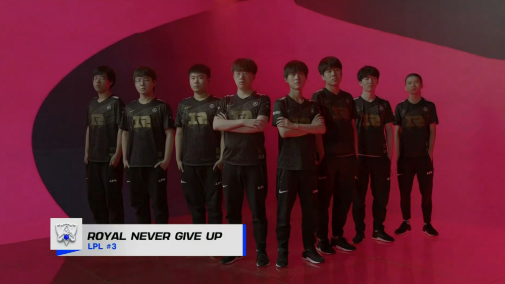 还依赖于她 还依赖于她