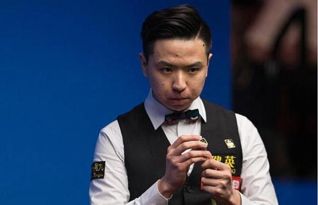 更折射出职 更折射出职